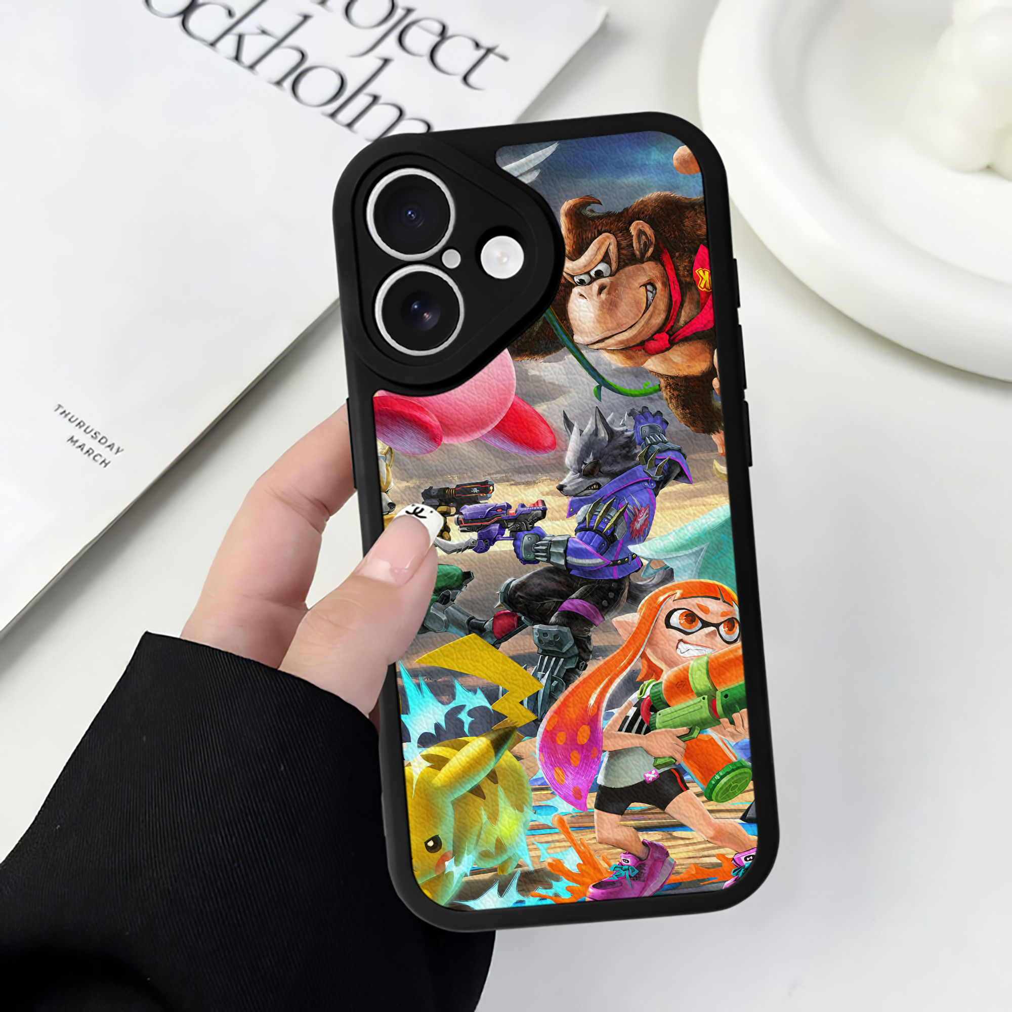 （画像用） ポケットモンスター Pokémon 【iPhone 16シリーズ対応】シリコンスマホケース（レザー調） 材質：シリコン